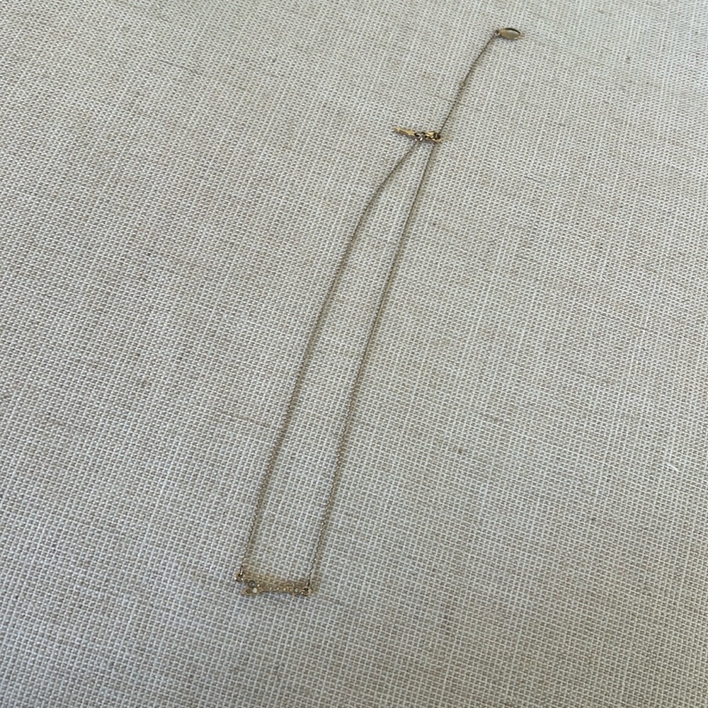 Arrow necklace